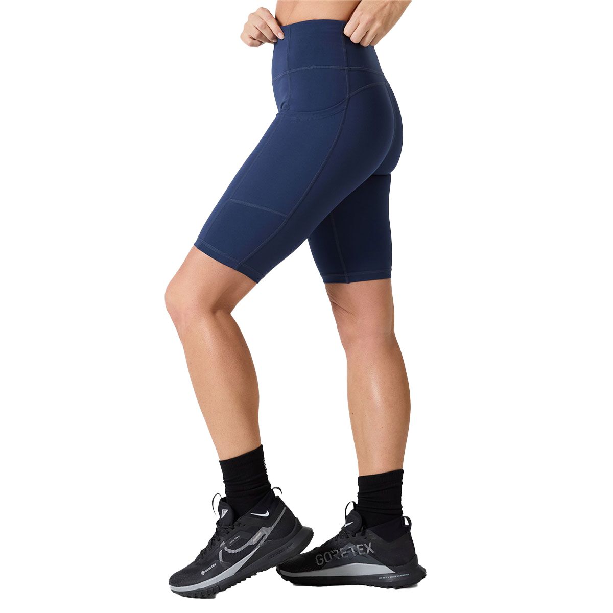 Ell/Voo Womens Essentials 9 Inch Pocket Short Tights