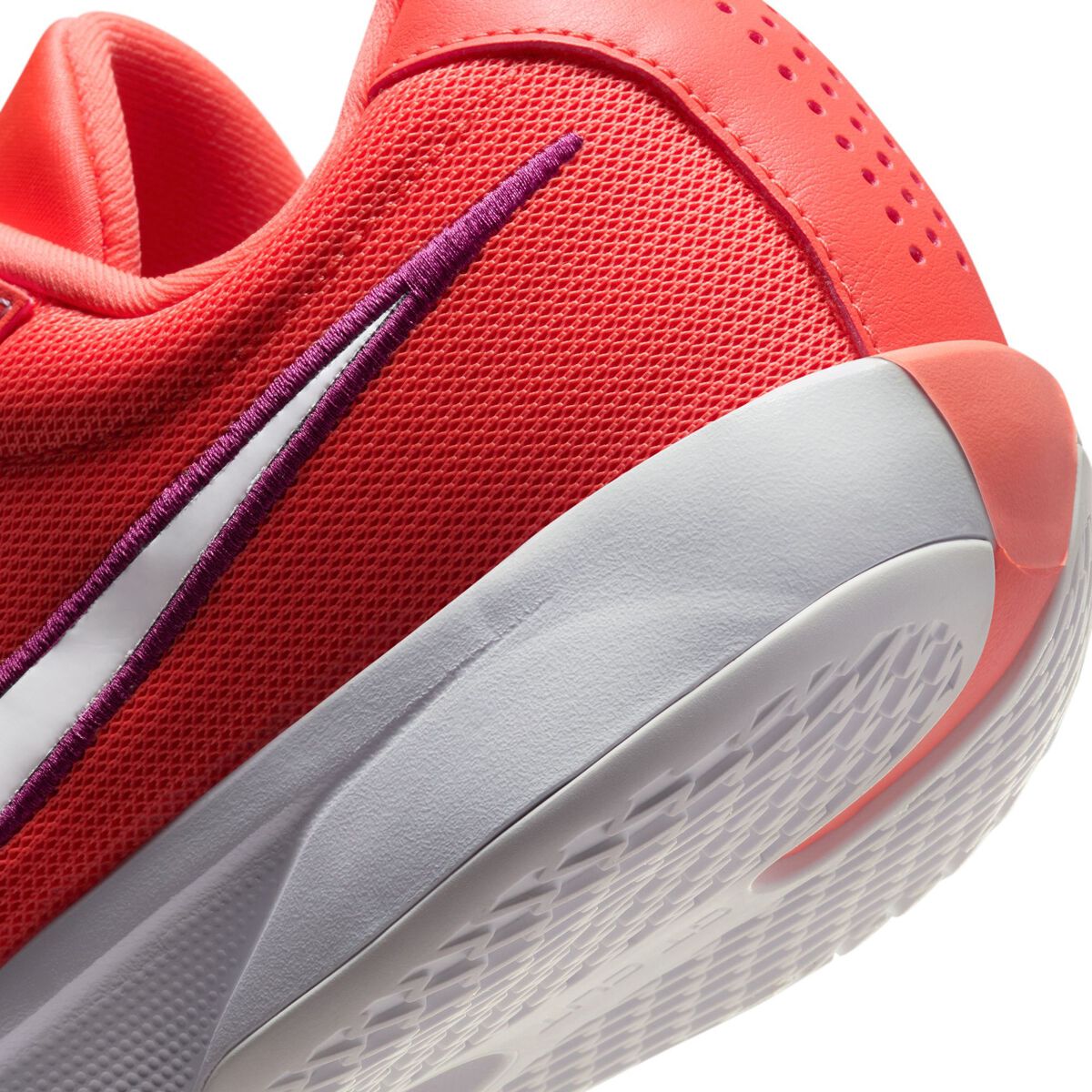 Nike Air Zoom G.T. Cut Academy Basketball Shoes
