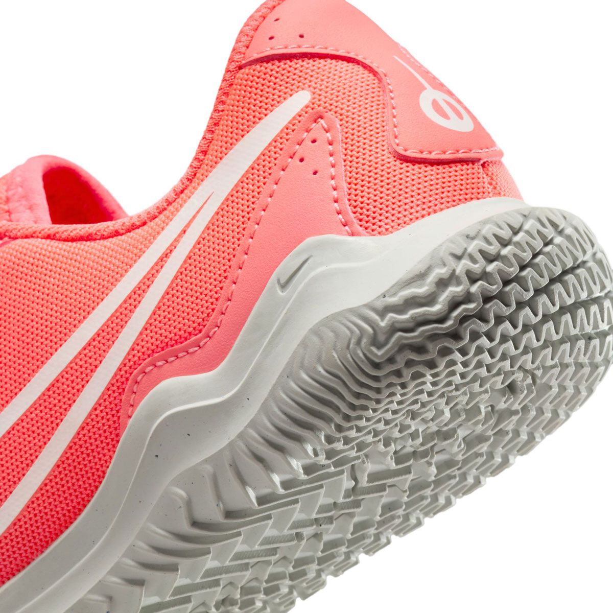 Nike Tiempo Legend 10 Club Kids Indoor Soccer Shoes