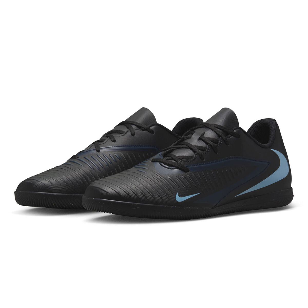 Nike Phantom 6 Low Club IC Football Boots