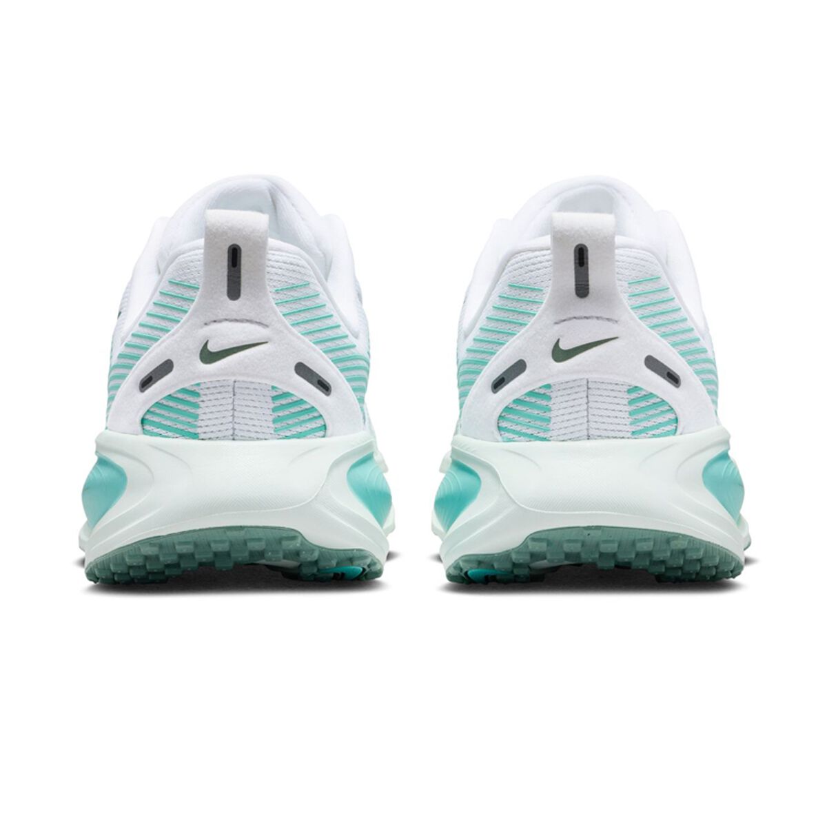 Nike Vomero 18 GS Kids Running Shoes