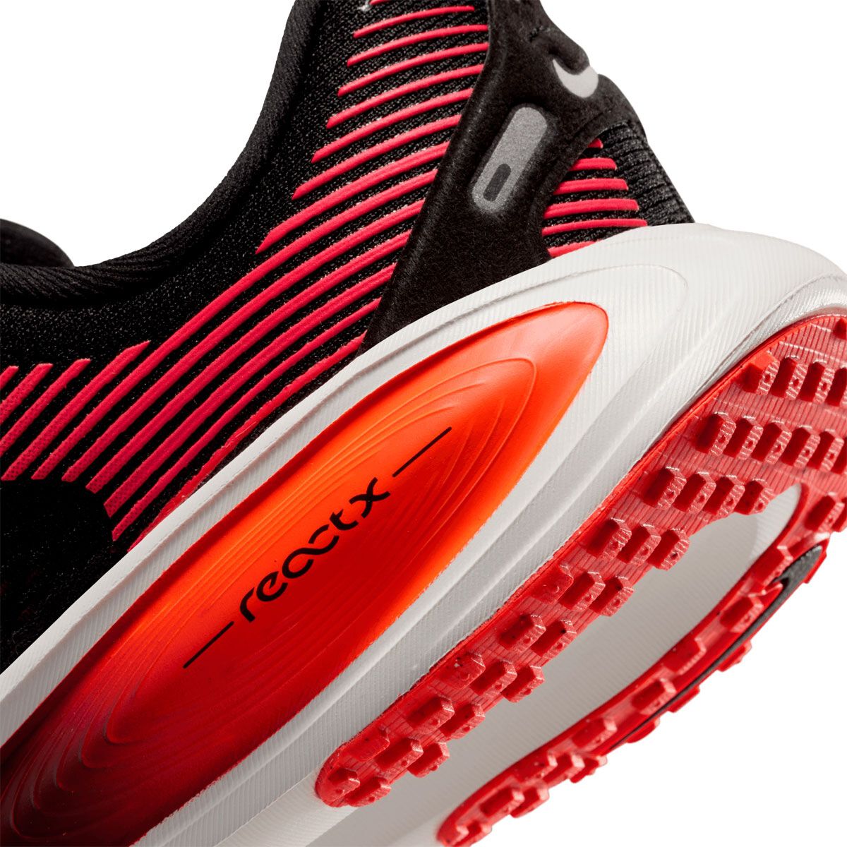 Nike Vomero 18 GS Kids Running Shoes