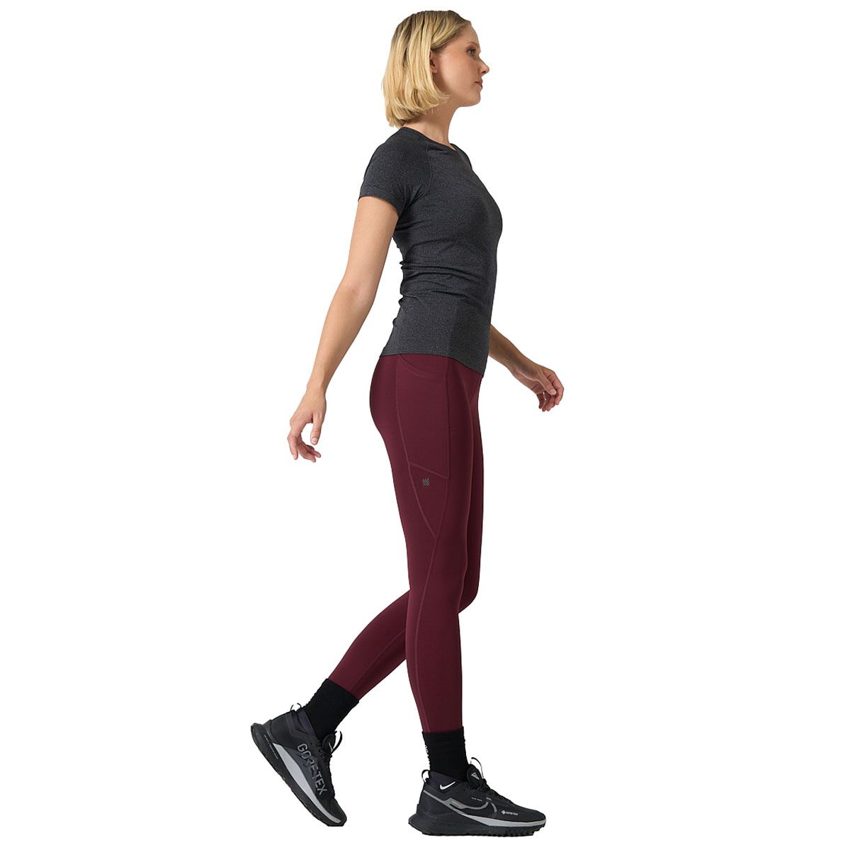 Ell/Voo Womens Reili Seam Free Tee