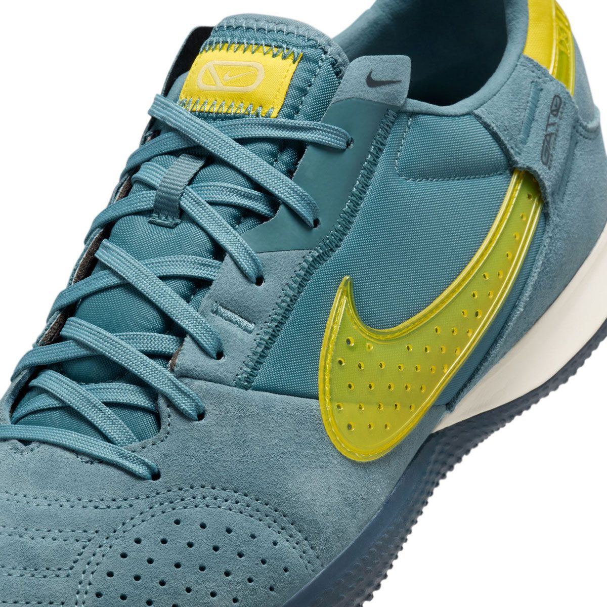 Nike Streetgato Indoor Soccer Shoes