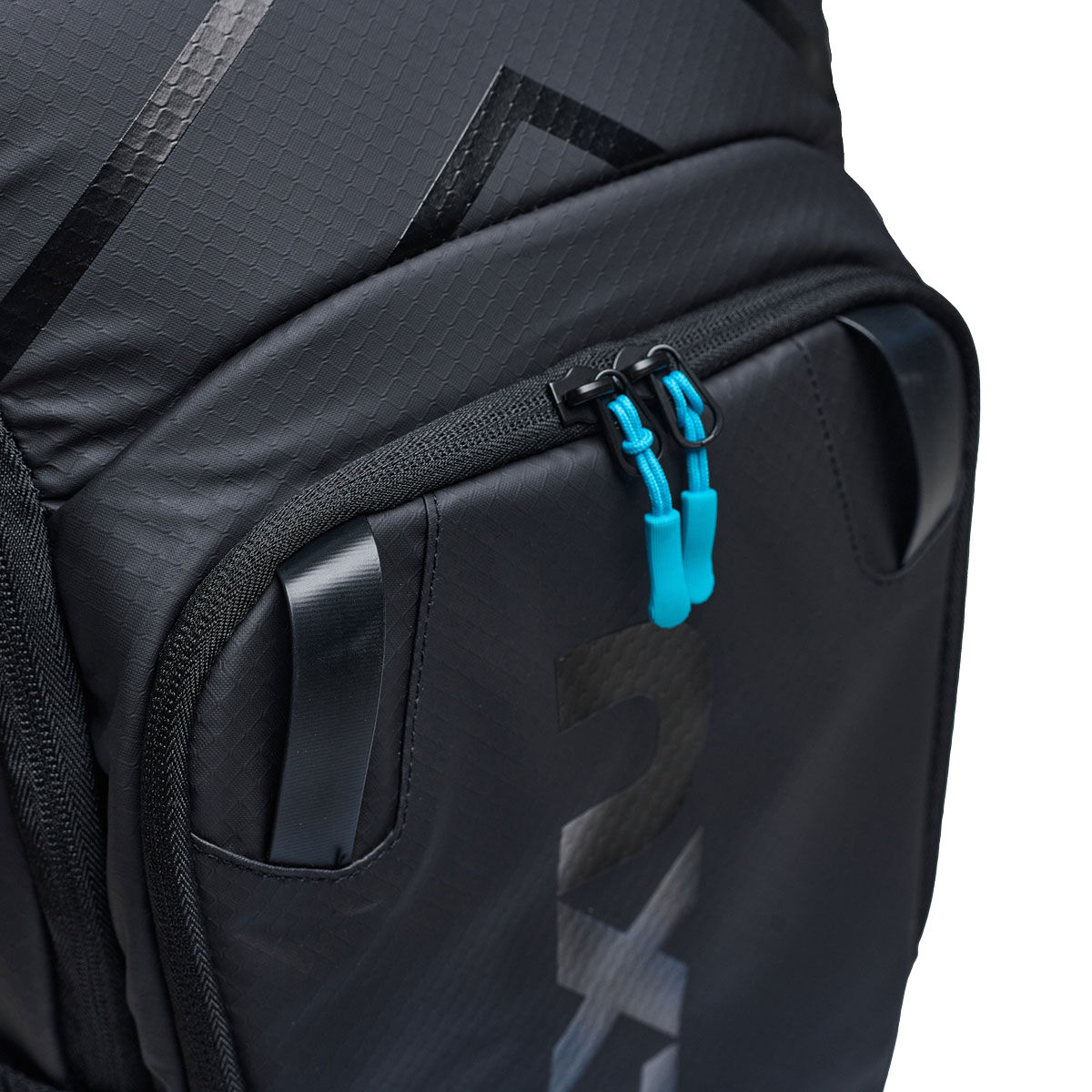 2XU Commute Backpack
