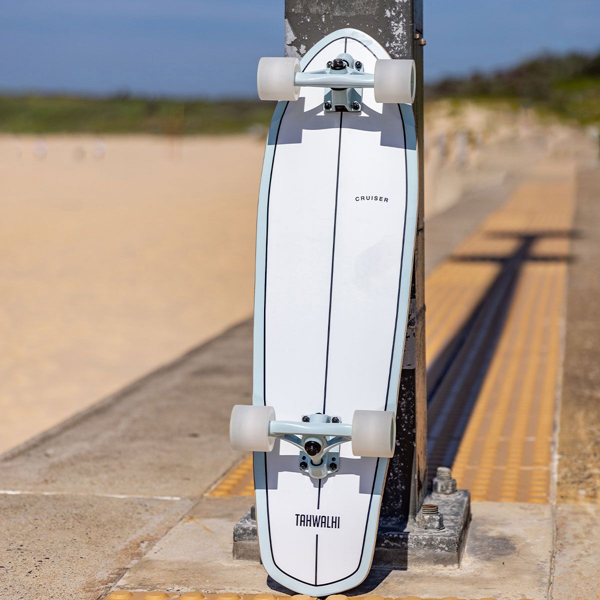 Tahwalhi Cruiser Skateboard