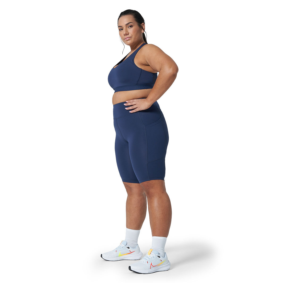 Ell/Voo Womens Essentials 9 Inch Pocket Short Tights