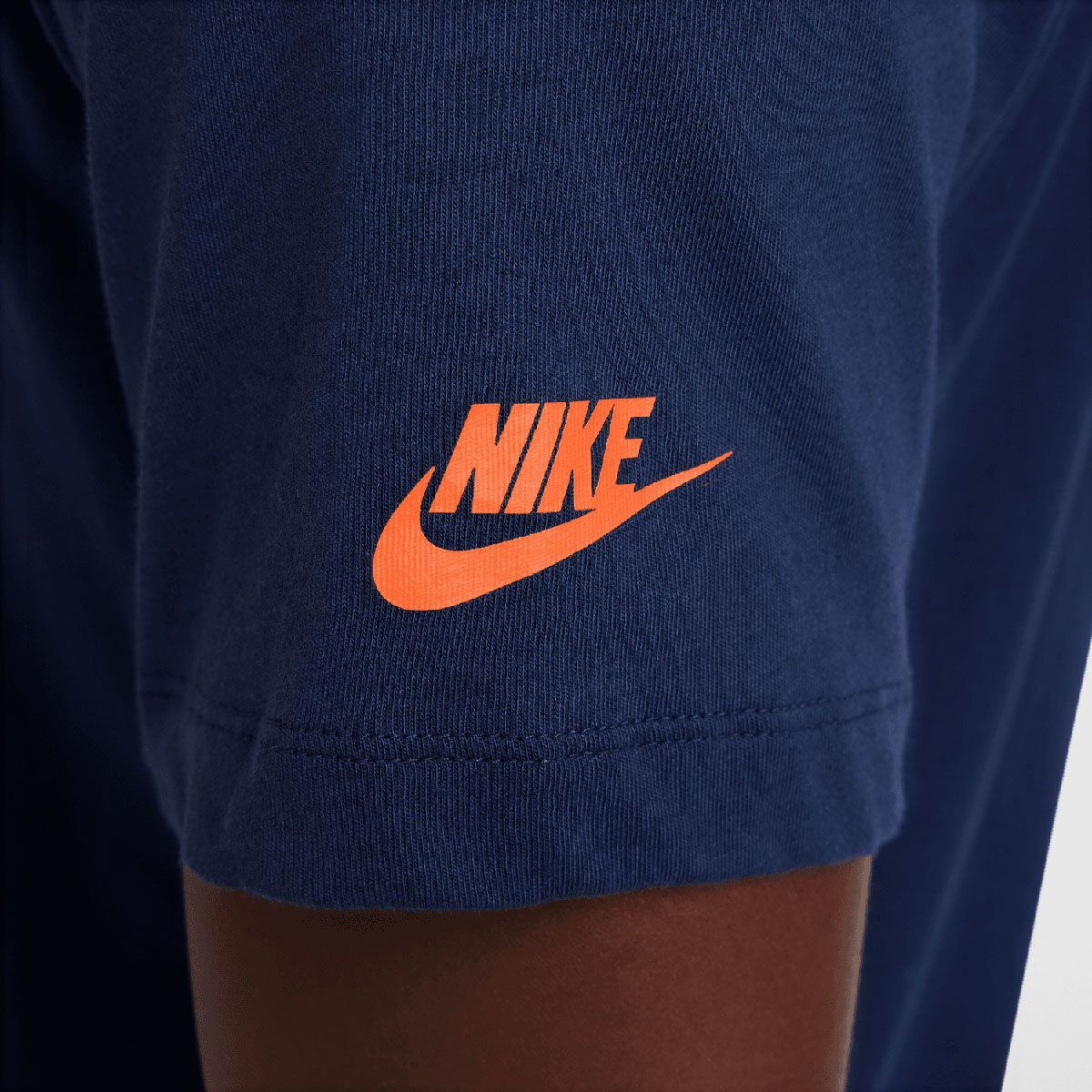Nike Mens Sportswear Club Logo Tee