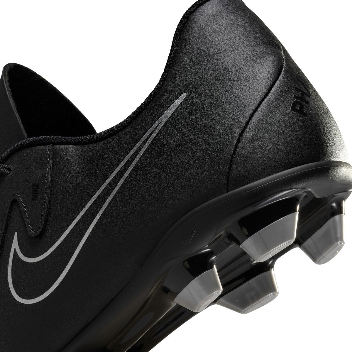 Nike Phantom GX 2 Club Football Boots