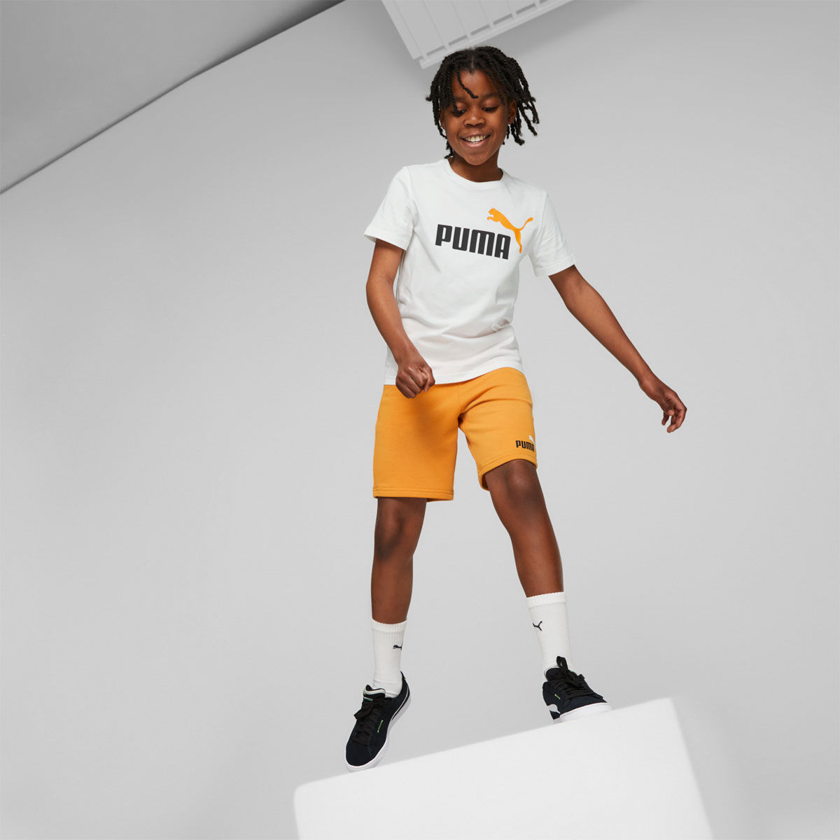 PUMA Junior Essentials Plus 2 Colour Logo Tee