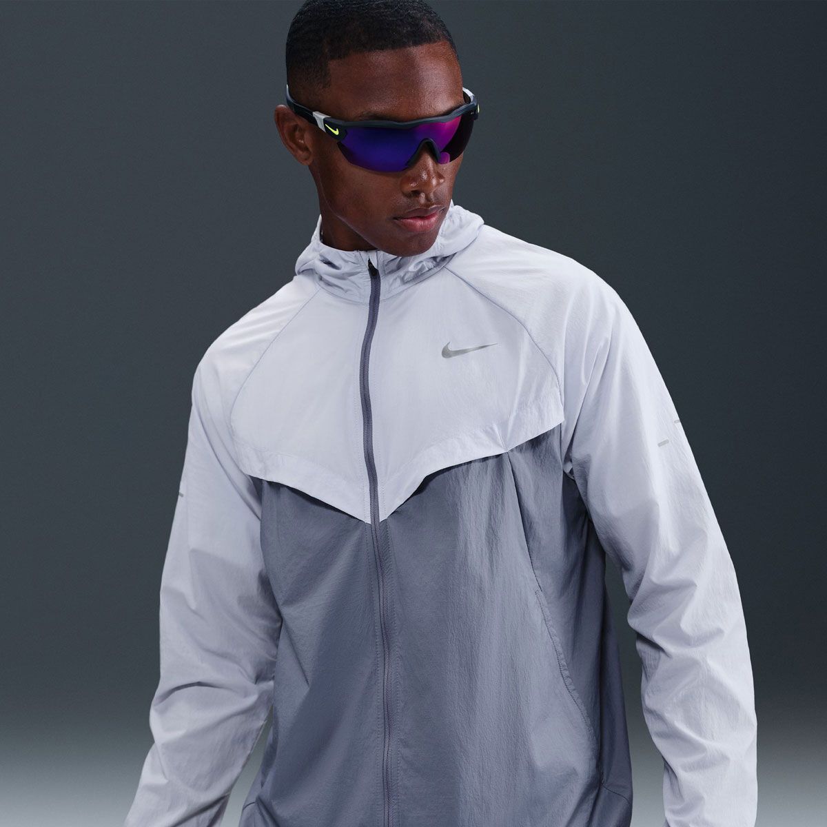 Nike Mens Stride Repel UV Running Jacket