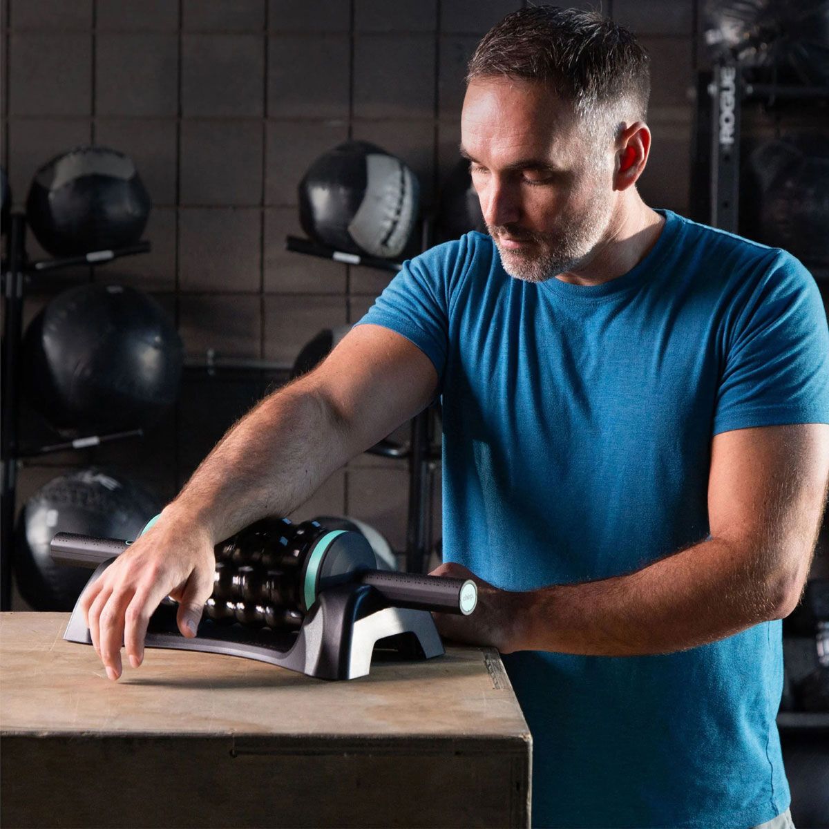 Chirp Rolling Percussive Massager