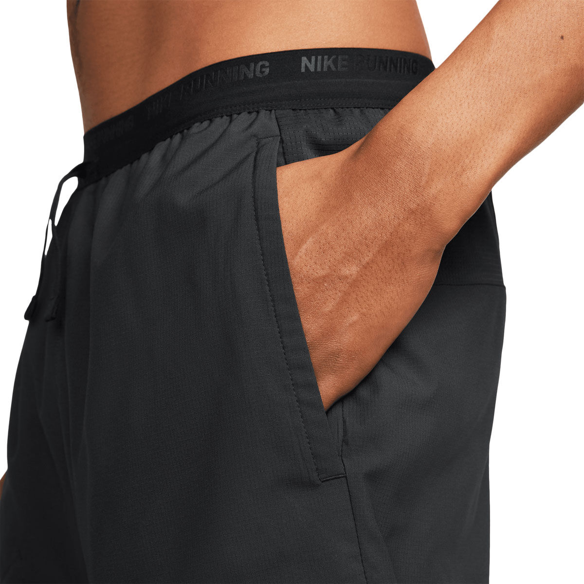 Nike Mens Dri-FIT Stride 7 inch Running Shorts