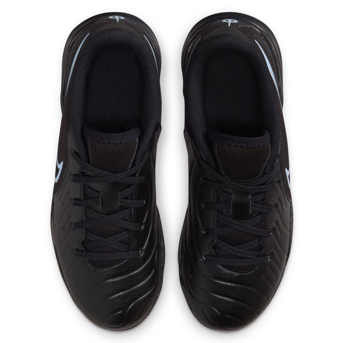 Nike Jr. Tiempo Legend 10 Club Kids Indoor/Court Low-Top Football Boots