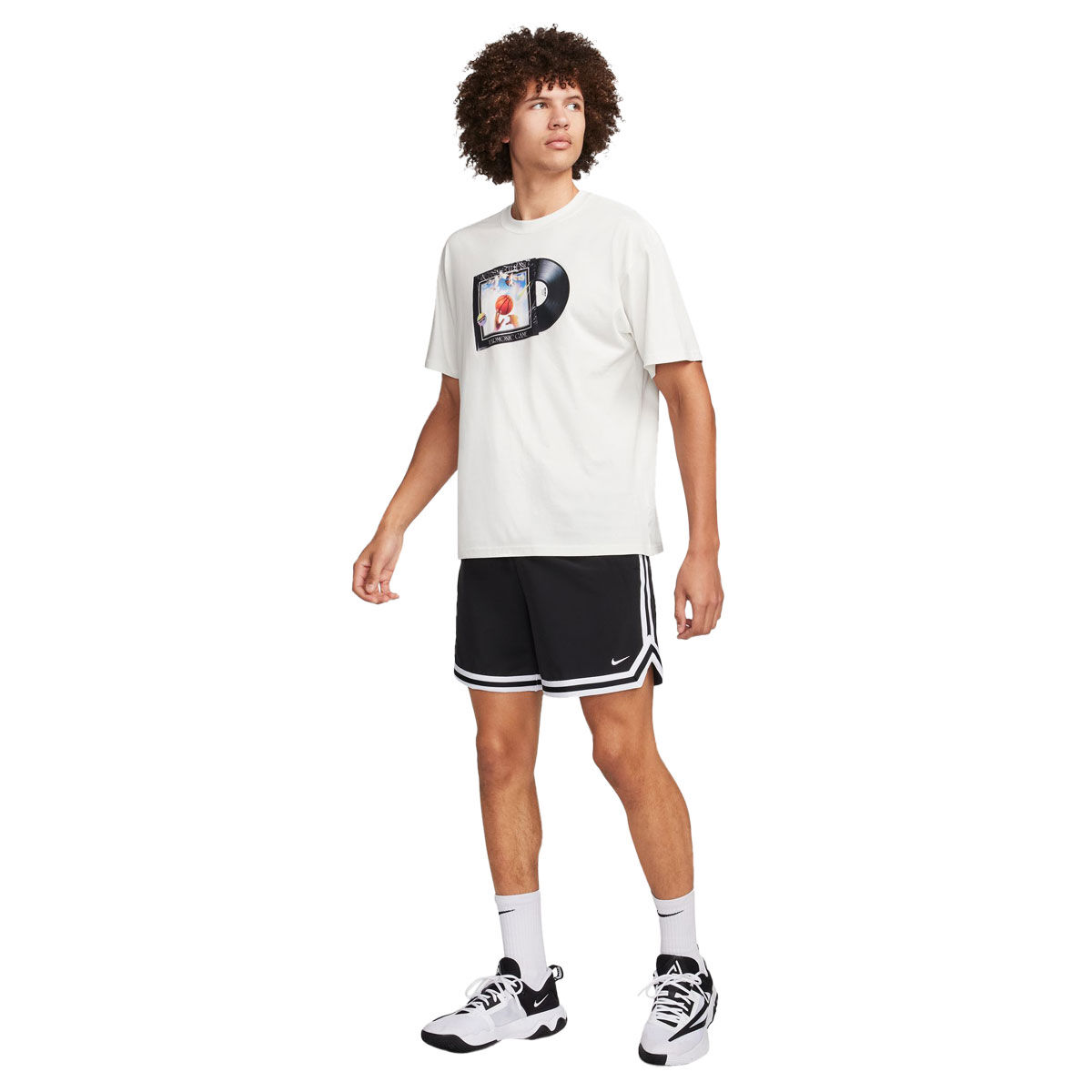 Nike Mens DNA Dri-FIT 6 inch UV Woven Basketball Shorts