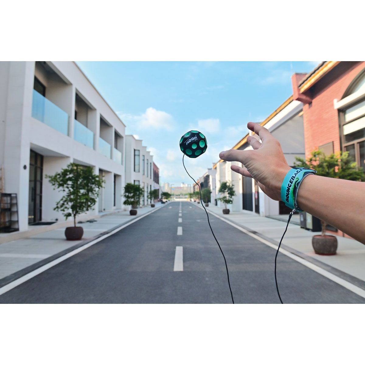 Woboba Bounceback Moon Ball