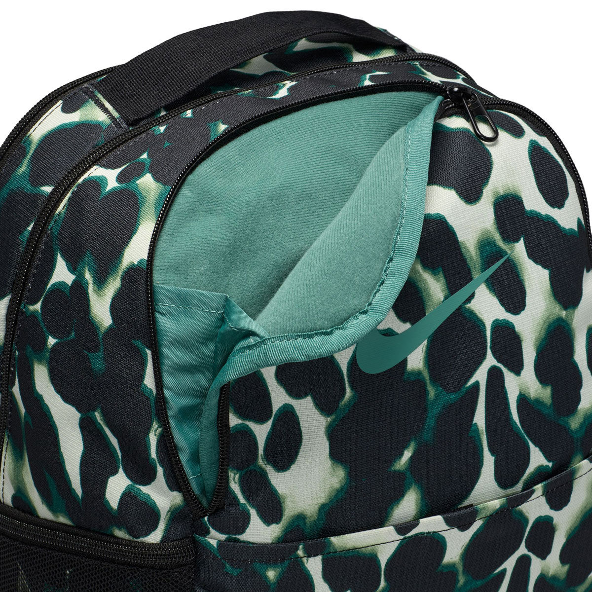 Nike Brasilia 9.5 Medium Backpack