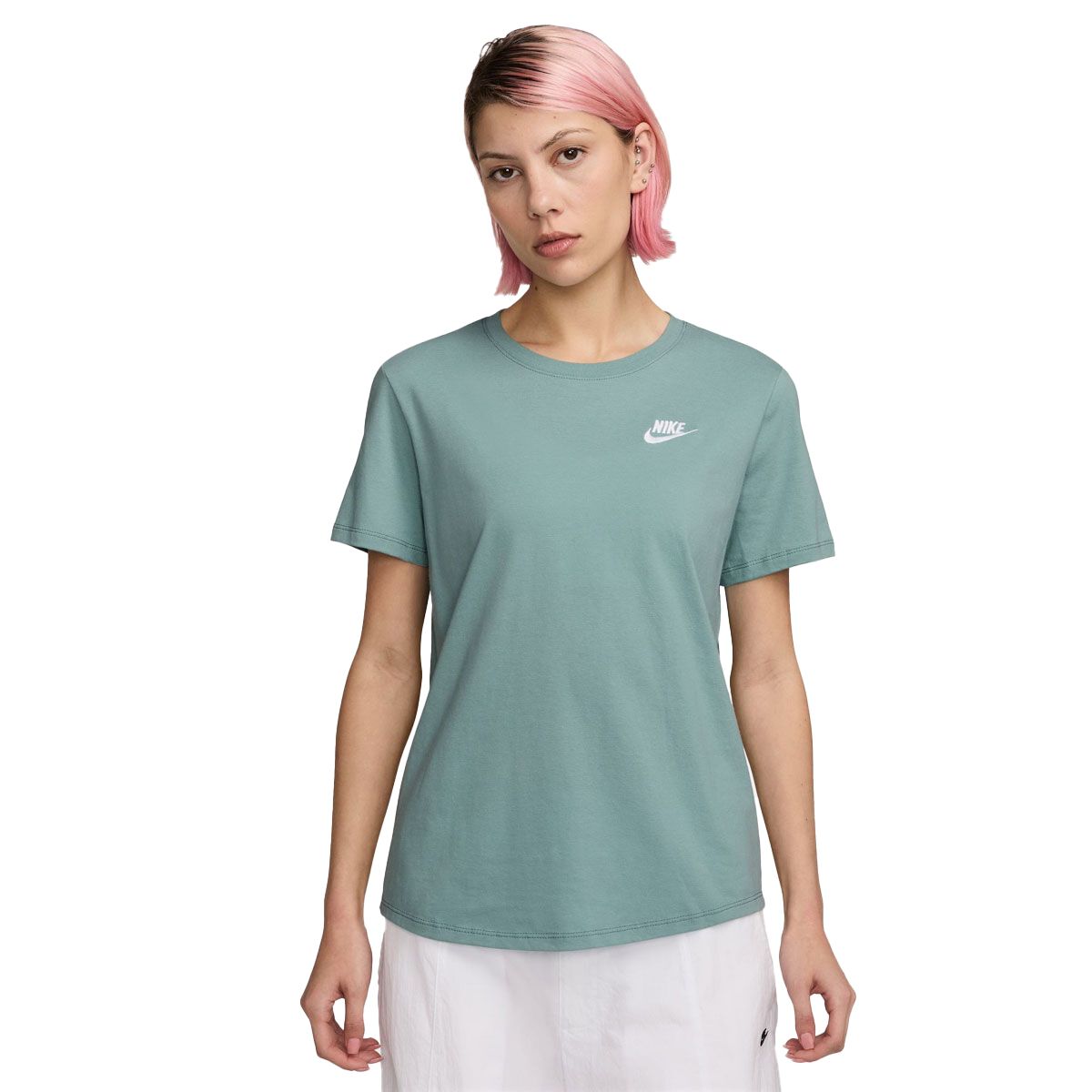 Nike Womens Sportswear Club Essentials Tee