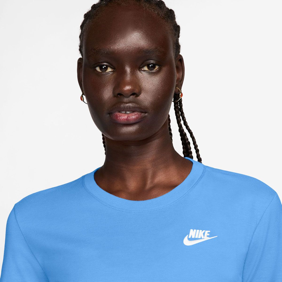 Nike Womens Sportswear Club Essentials Tee