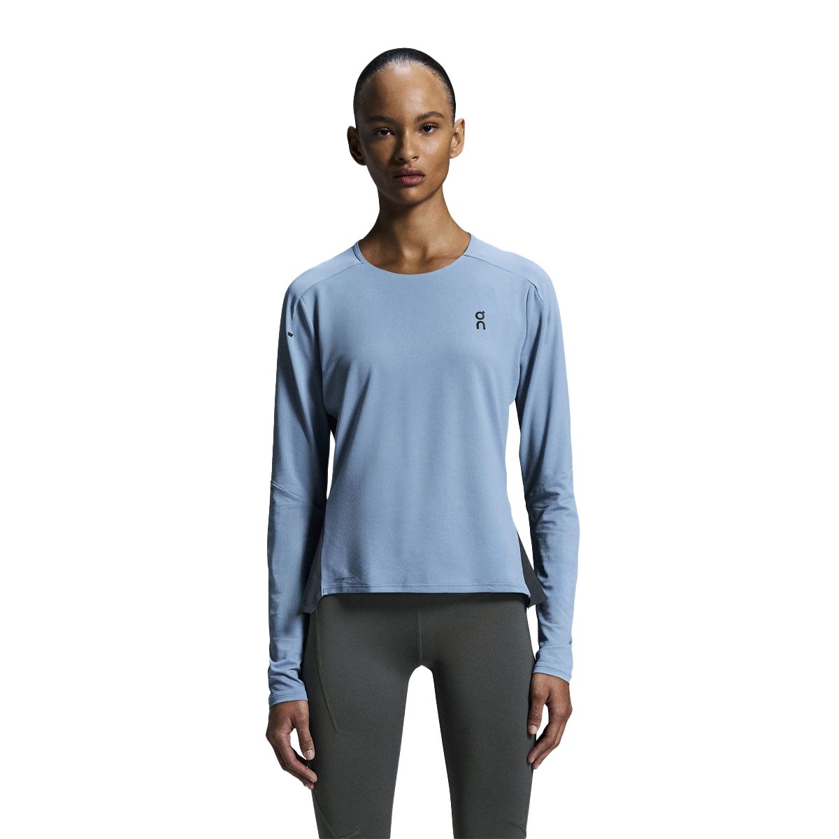 On Womens Performance Long Tee