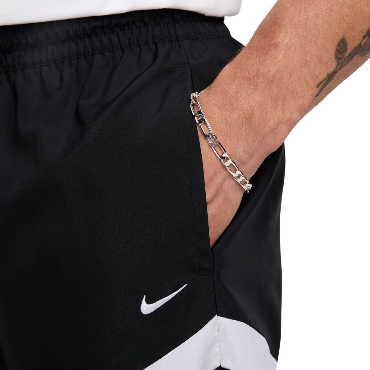Nike Mens Icon 6 inch Dri-FIT Woven Basketball Shorts