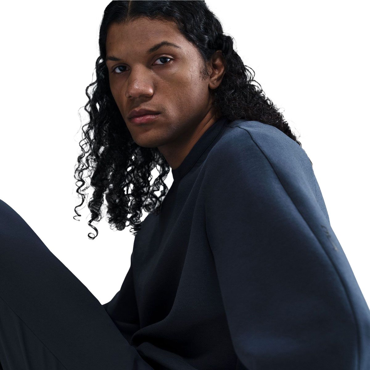 Nike Mens 24.7 ImpossiblySoft Dri-FIT Crew Sweatshirt