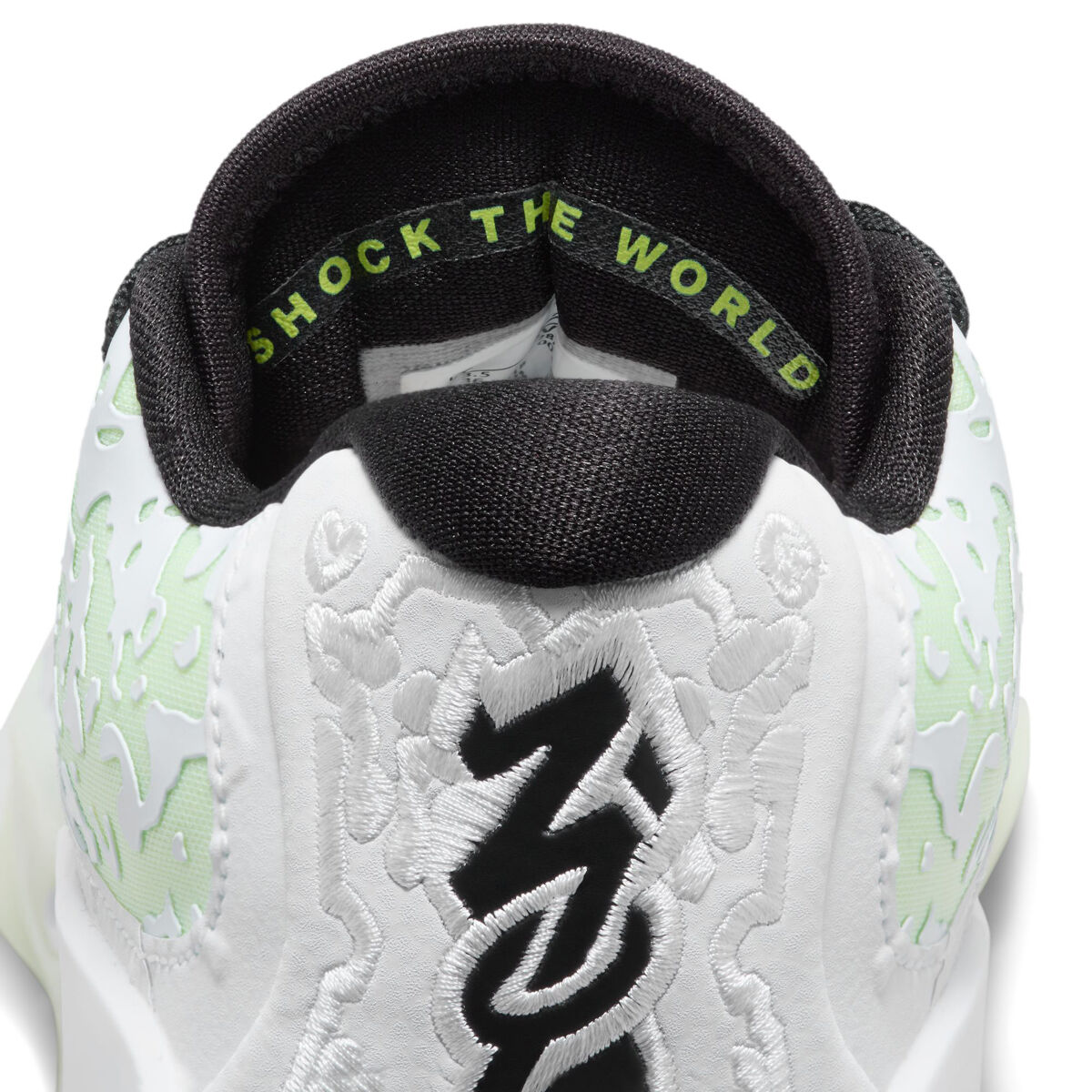 Jordan Zion 3 Glow in the Dark Basketball Shoes