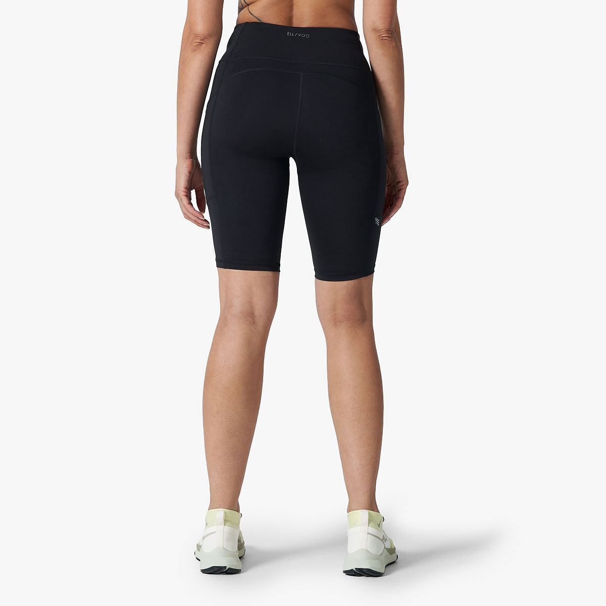 Ell/Voo Womens Essentials 9 Inch Pocket Short Tights
