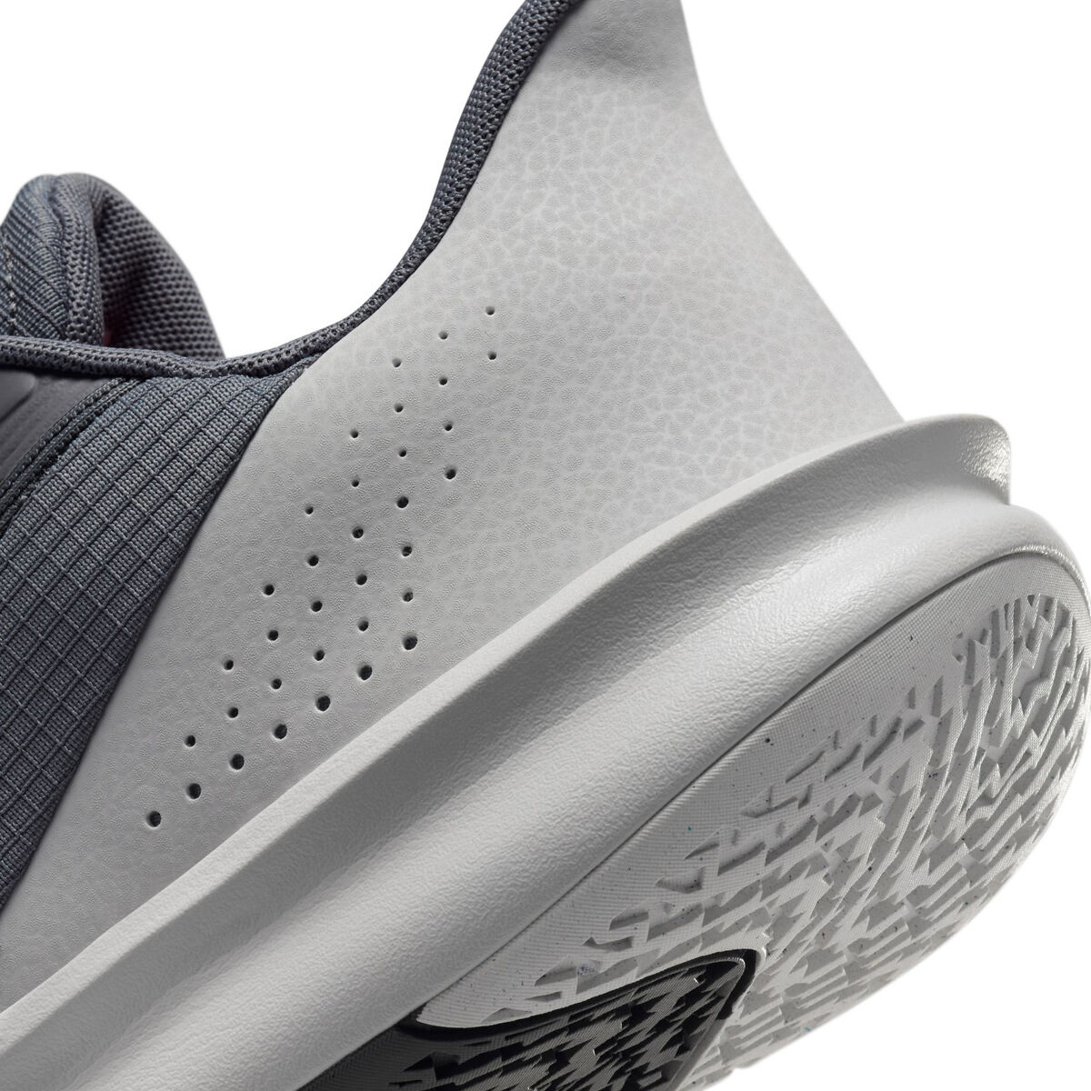 Nike Precision 7 Basketball Shoes