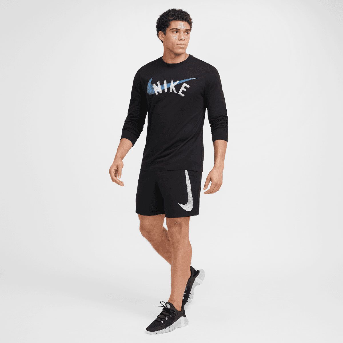 Nike Mens Form Swoosh Dri FIT 7 Inch Training Shorts
