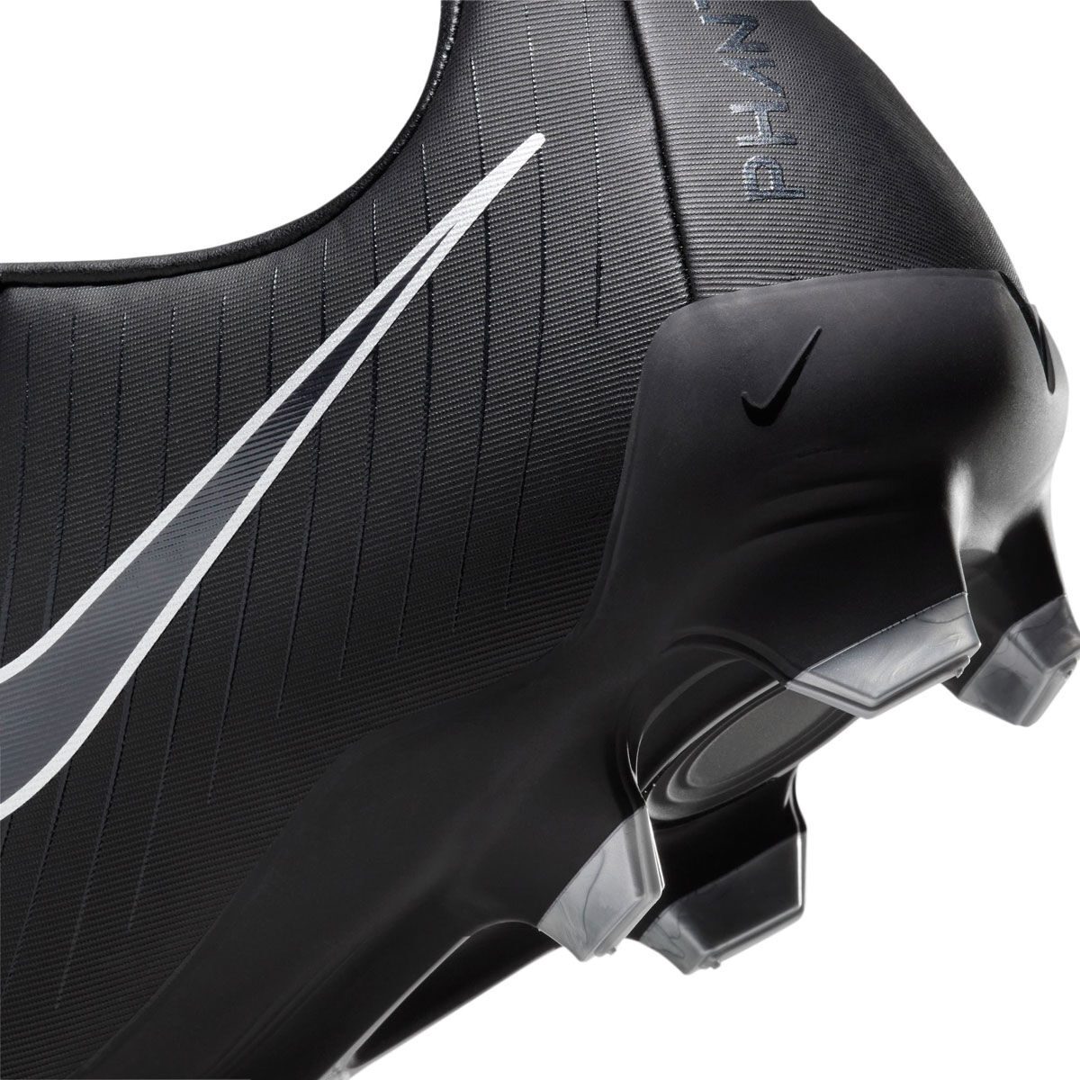 Nike Phantom GX 2 Academy Football Boots