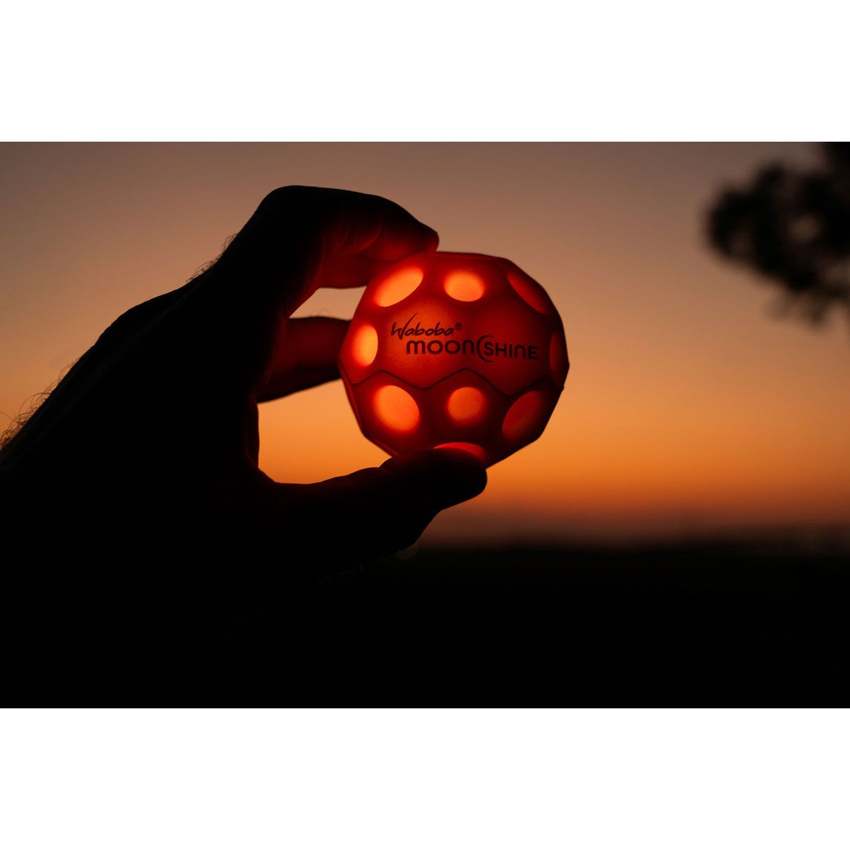 Woboba Moonshine Ball