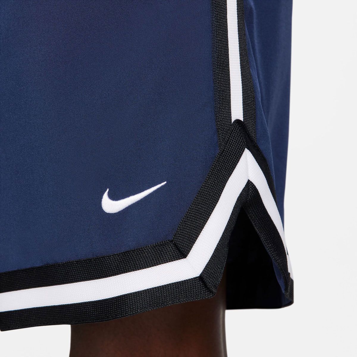 Nike DNA Men's Dri-FIT 6 inch UV Woven Basketball Shorts