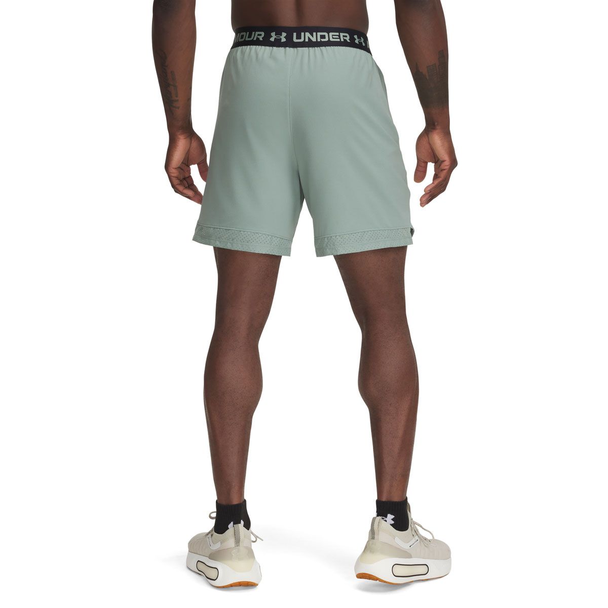 Under Armour Mens Vanish Woven 6 Inch Training Shorts