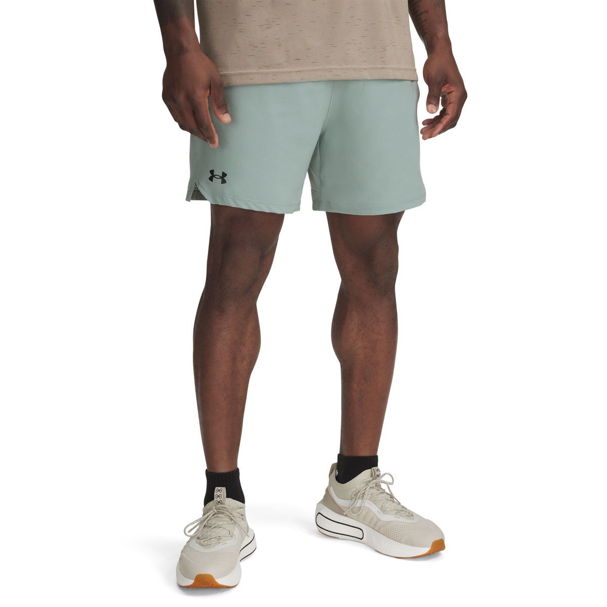 Under Armour Mens Vanish Woven 6 Inch Training Shorts