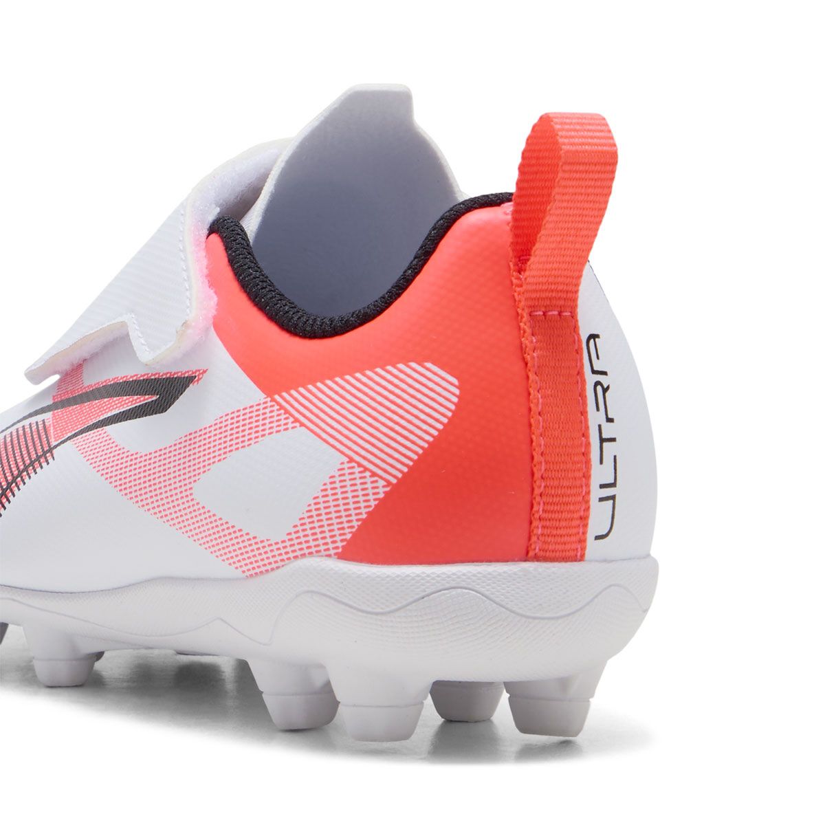 Puma Ultra 5 Play Young Kids Football Boots
