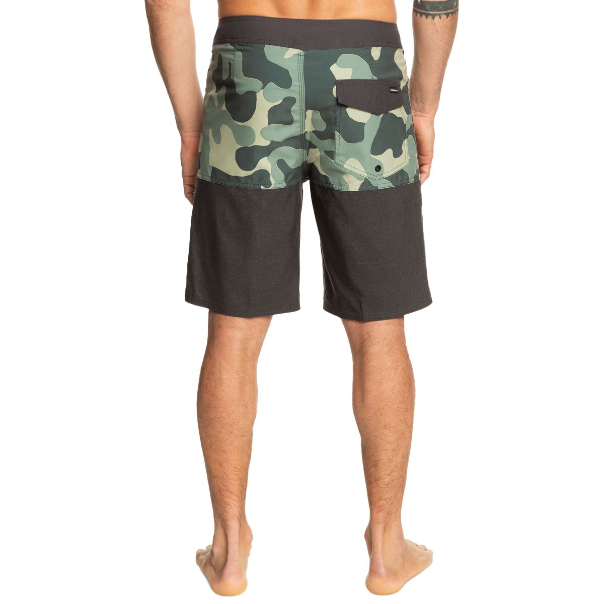 Quiksilver Mens Everyday Division 20 Board Shorts