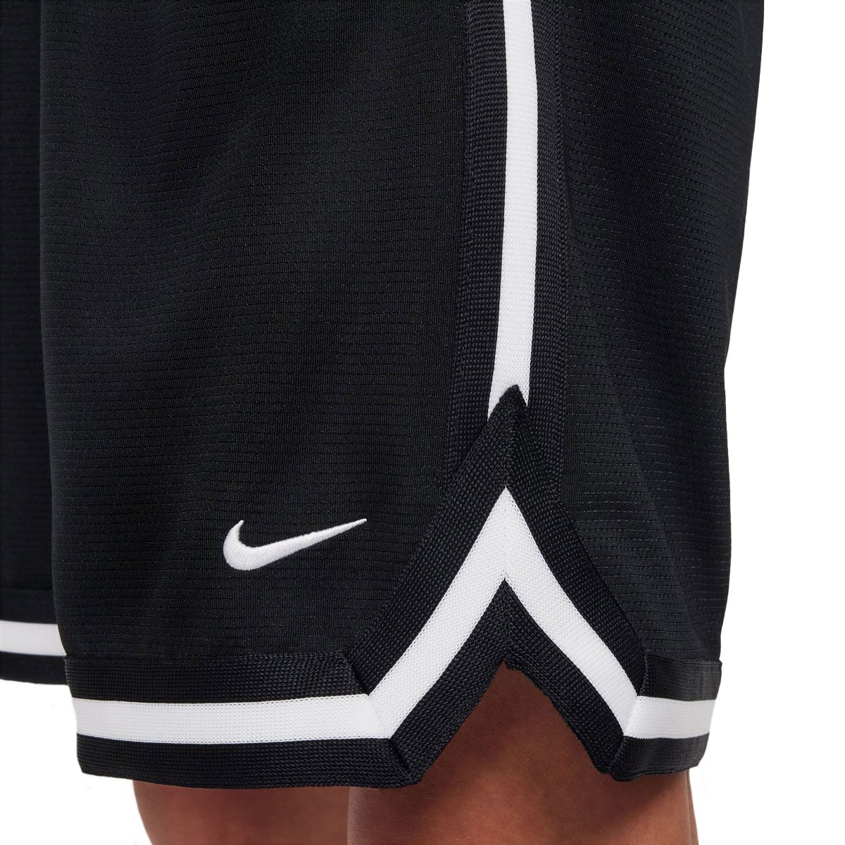 Nike Junior Dri-Fit DNA 24 Shorts