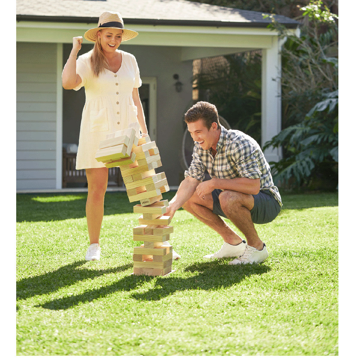 Verao Giant Brick Tower