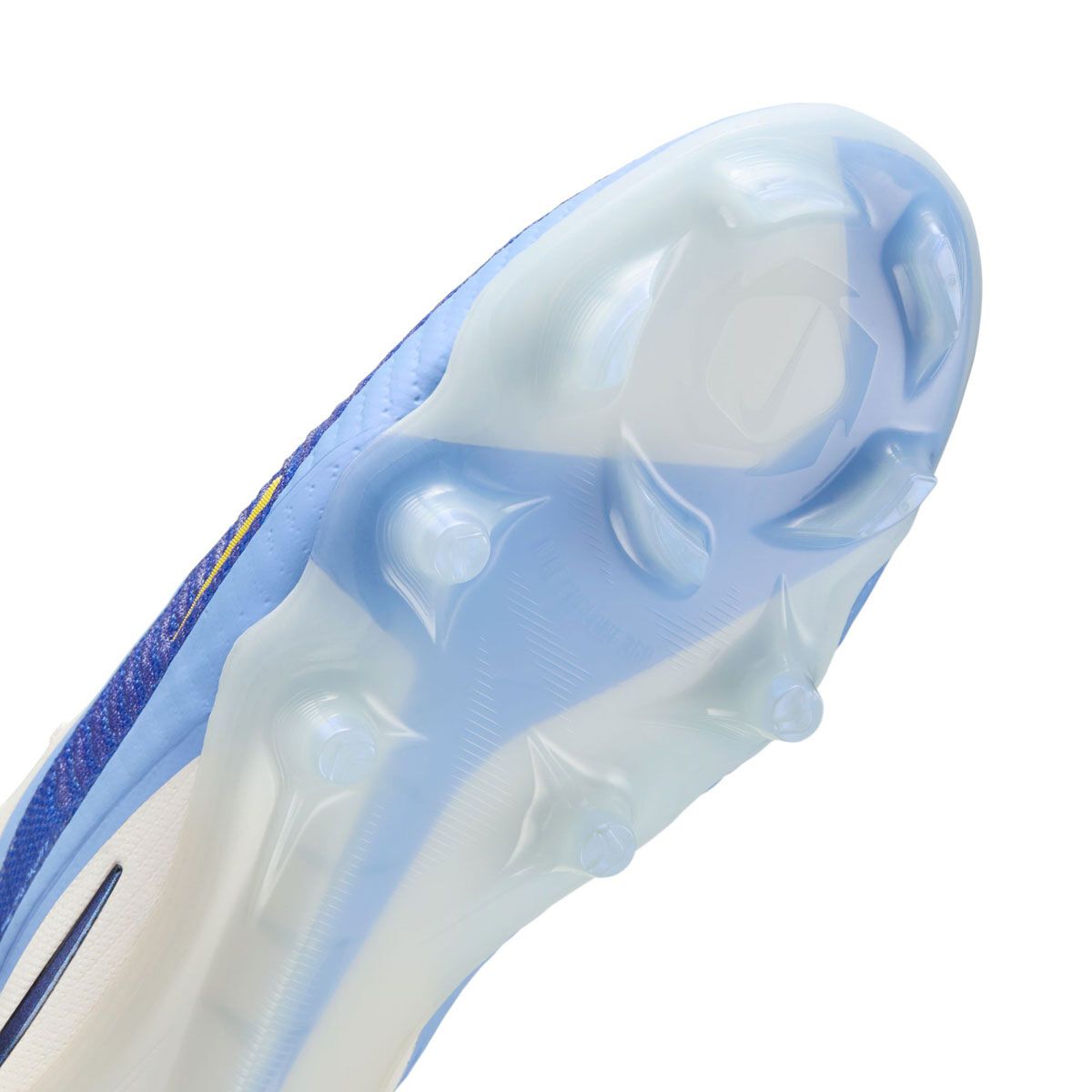 Nike Phantom 6 Low Elite LV8 FG Football Boots