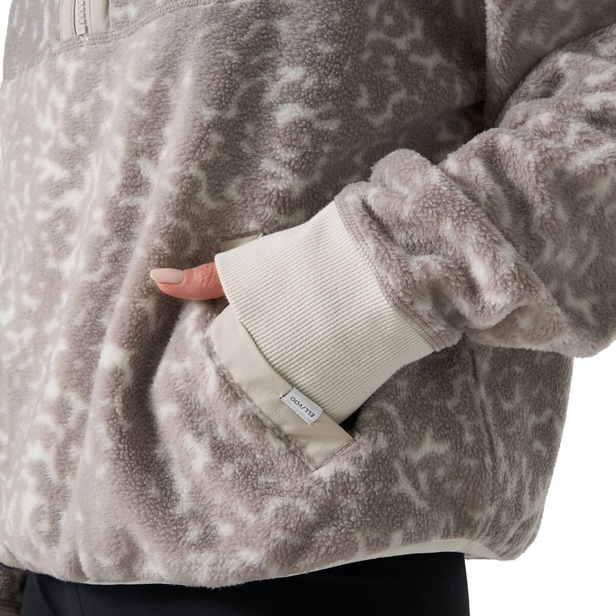 Ell/Voo Womens Bria Sherpa 1/2 Zip Pullover