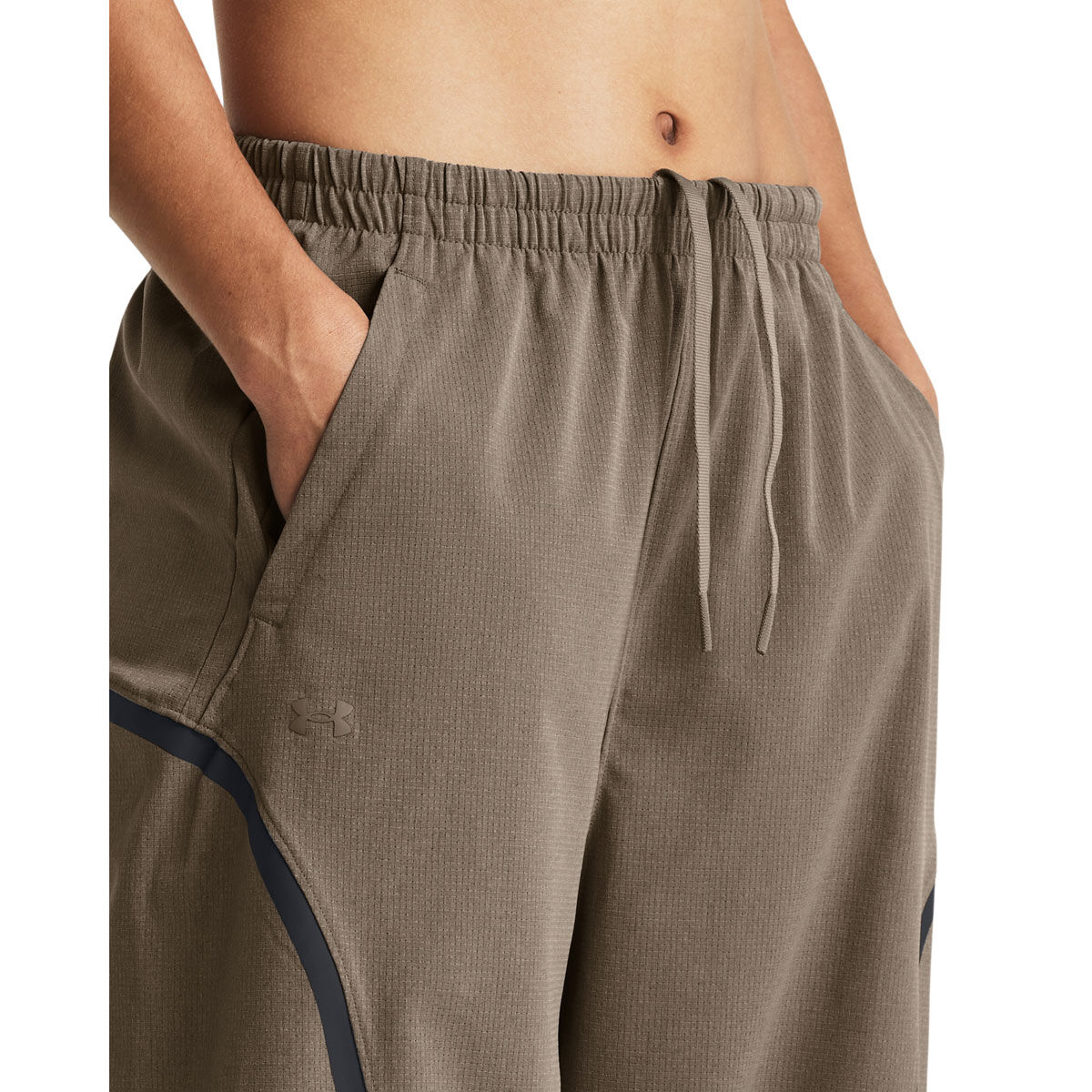 Under Armour Womens Unstoppable Airvent Parachute Pants