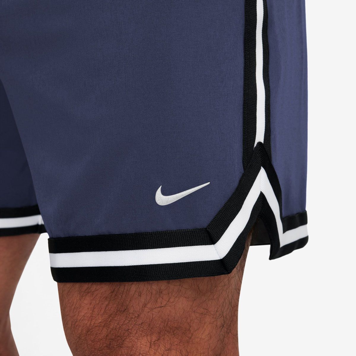Nike DNA Men's Dri-FIT 6 inch UV Woven Basketball Shorts