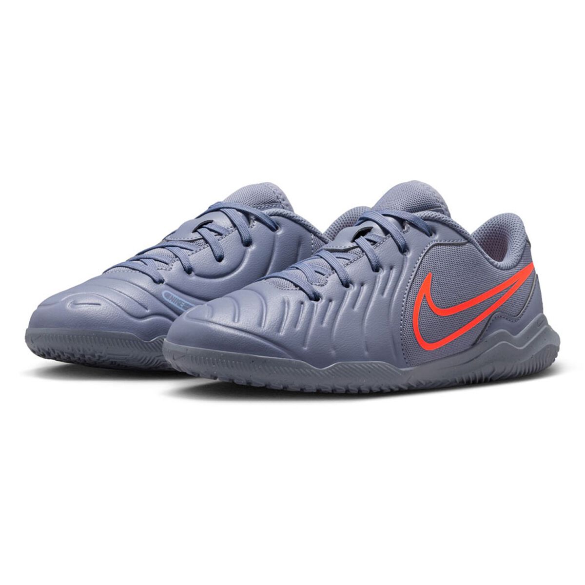 Nike Jr. Tiempo Legend 10 Club Kids Indoor/Court Low-Top Football Boots