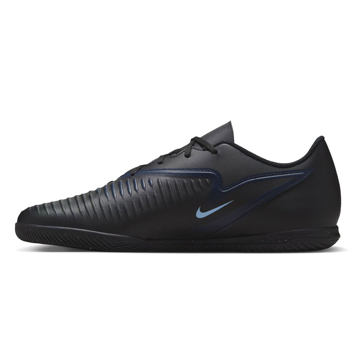 Nike Phantom 6 Low Club IC Football Boots