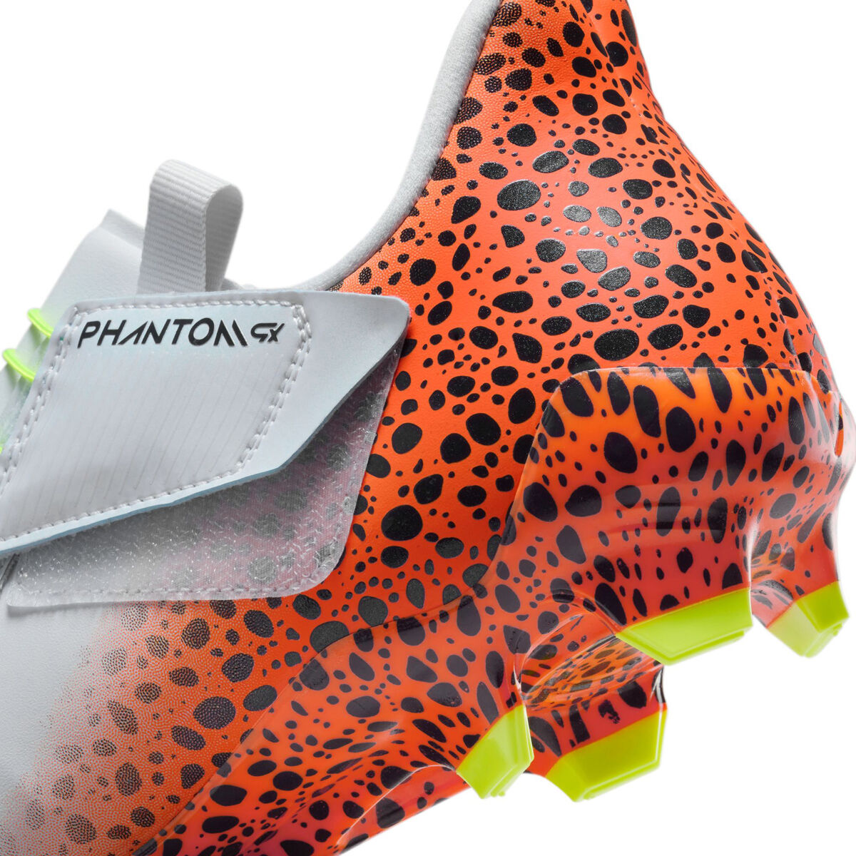 Nike Phantom GX 2 Academy EasyOn Football Boots