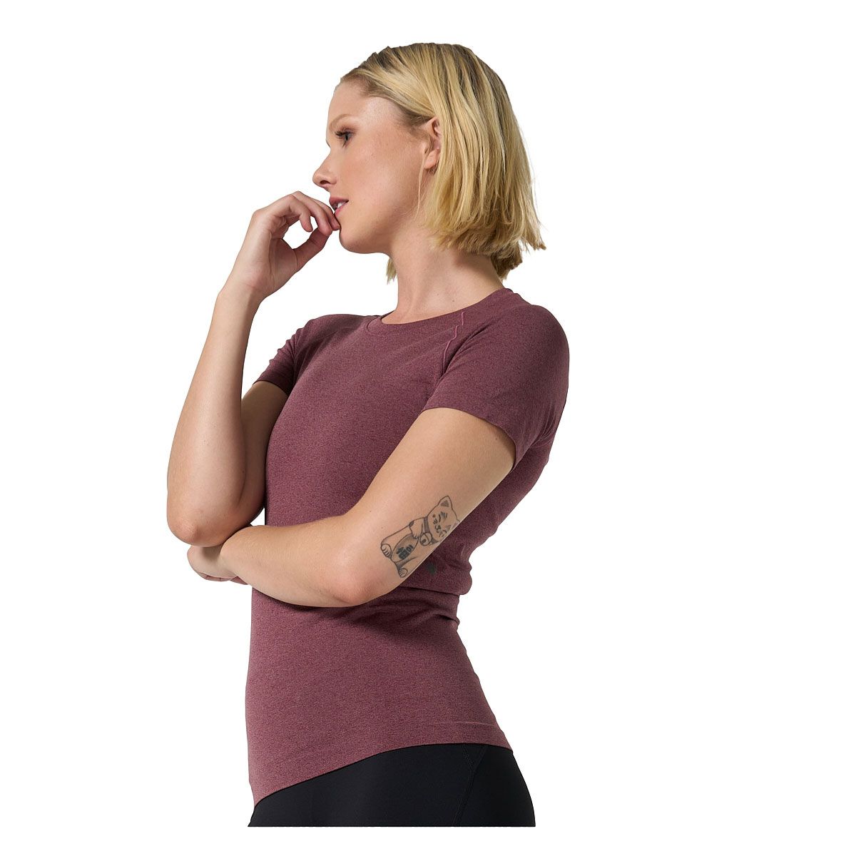 Ell/Voo Womens Reili Seam Free Tee