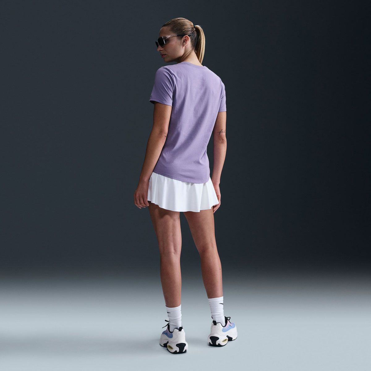 Nike Womens Sportswear Club Essentials Logo Tee