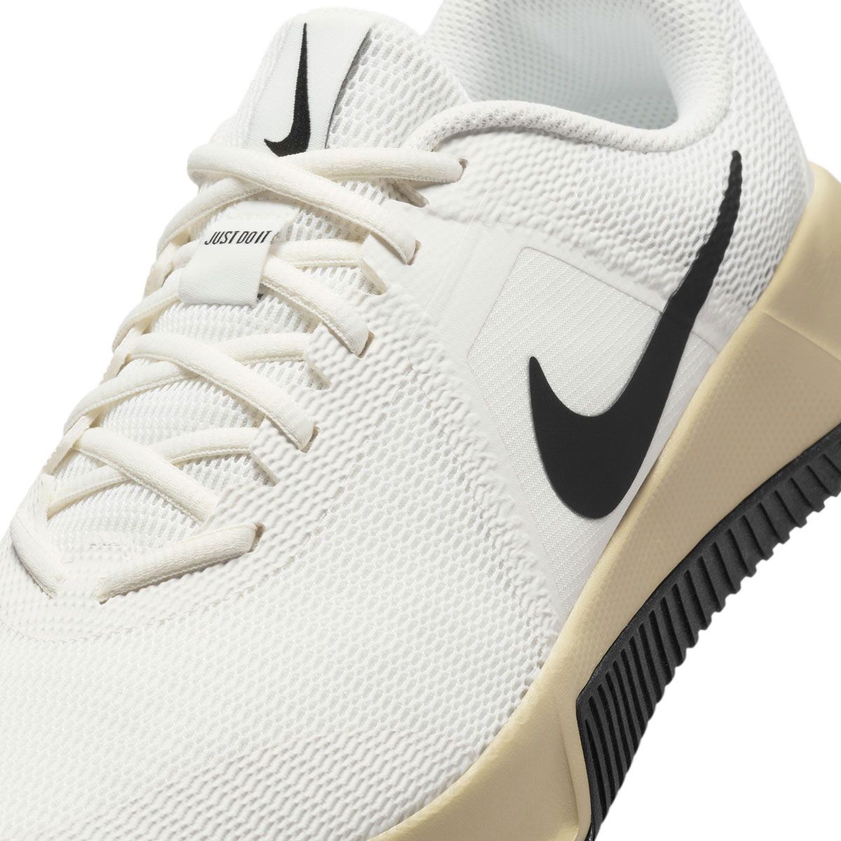 Nike MC Trainer 3 Mens Training Shoes