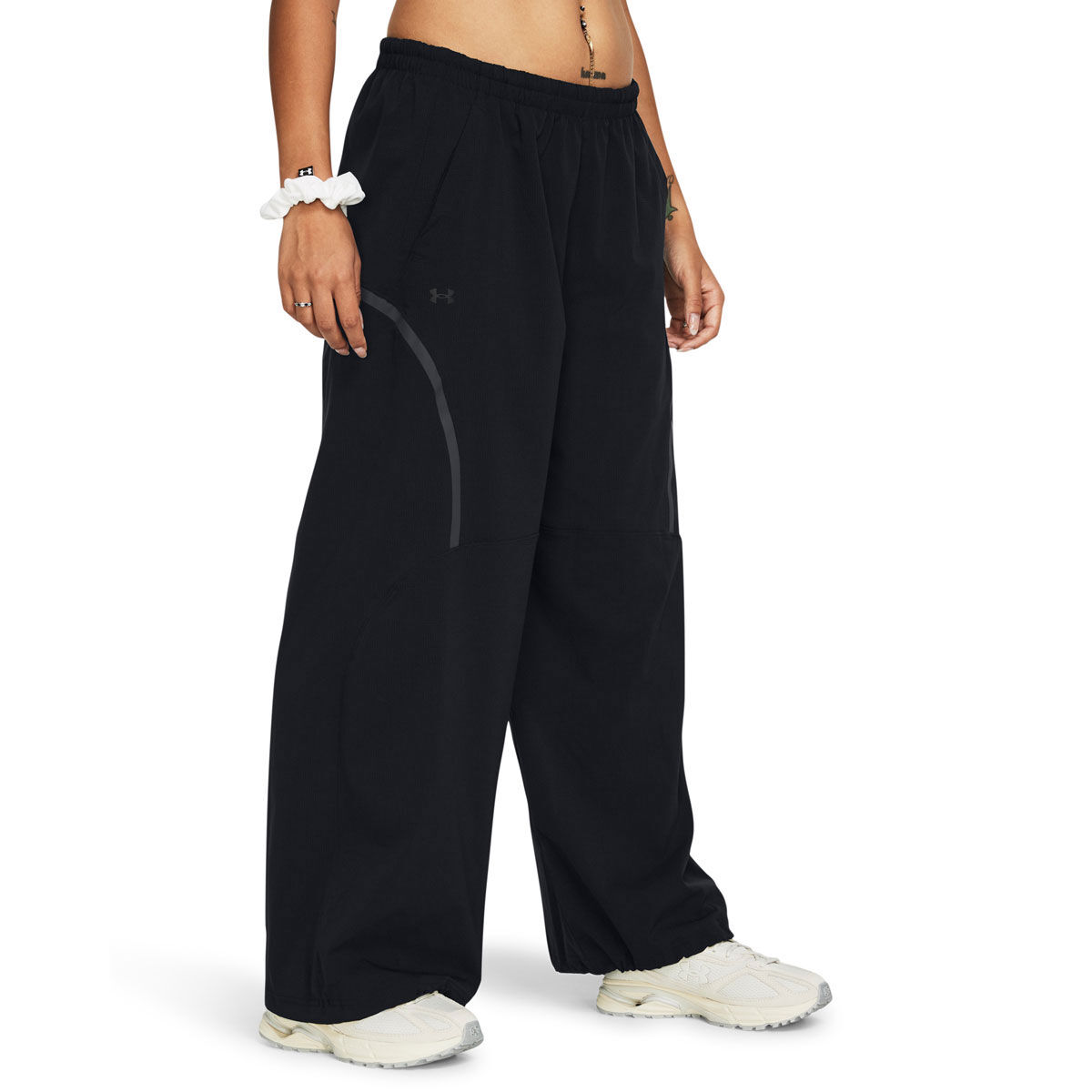 Under Armour Womens Unstoppable Airvent Parachute Pants